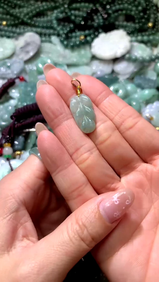 吊坠(不含链)未镶嵌翡翠1