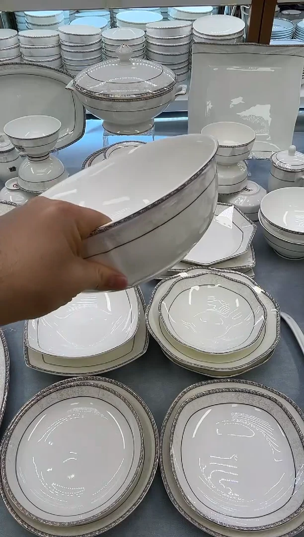 骨瓷玲珑9金鼎一个送大勺一个