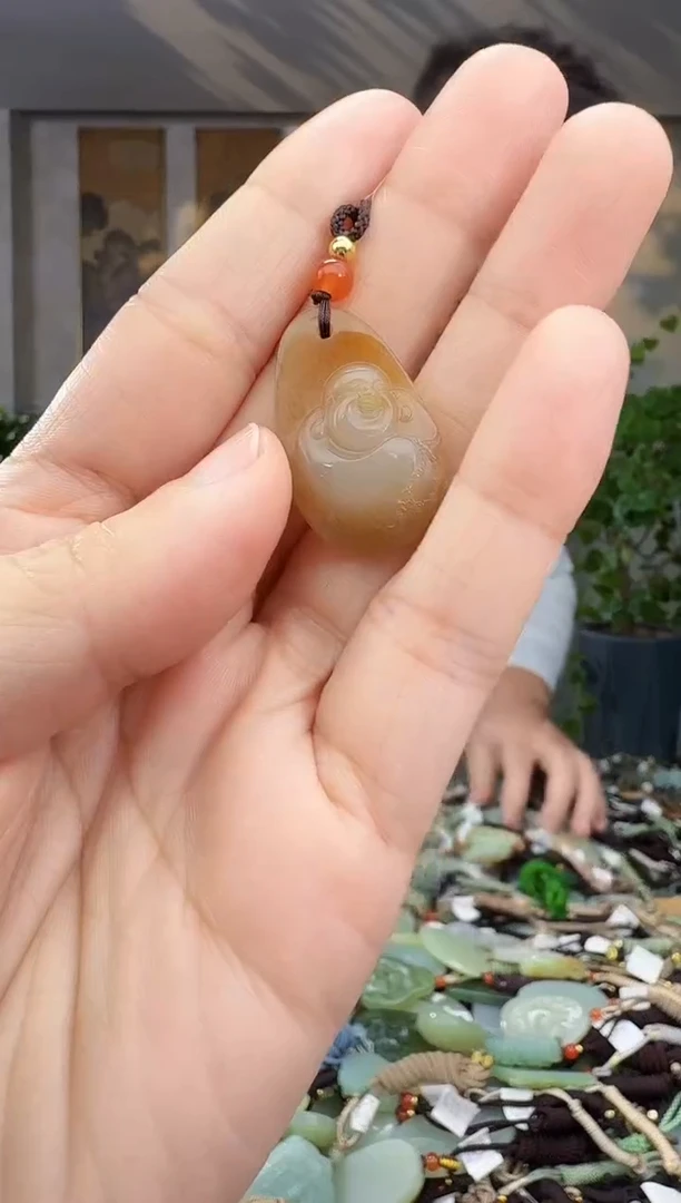 未镶嵌和田玉挂件拍一发一