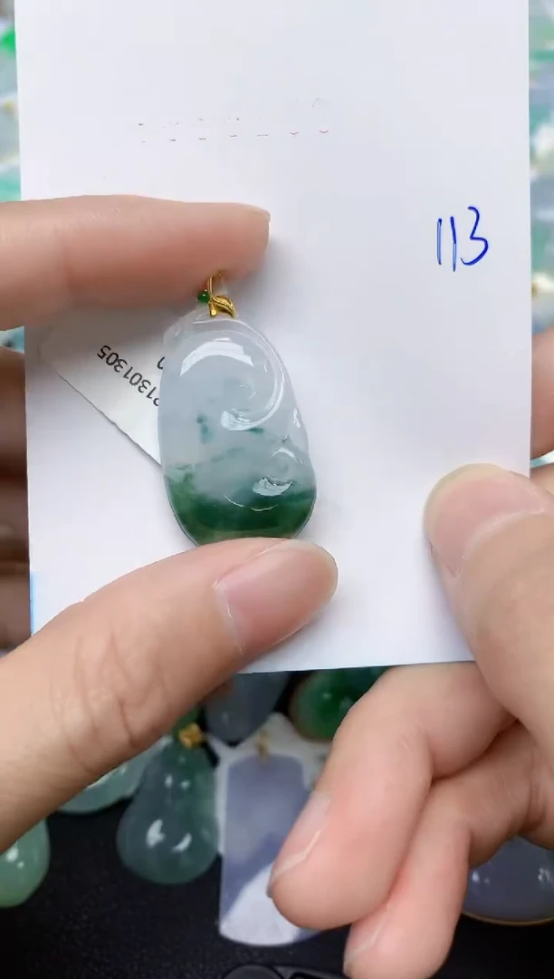 【闪购商品】翡翠颈饰18K金镶嵌113天然翡翠A货