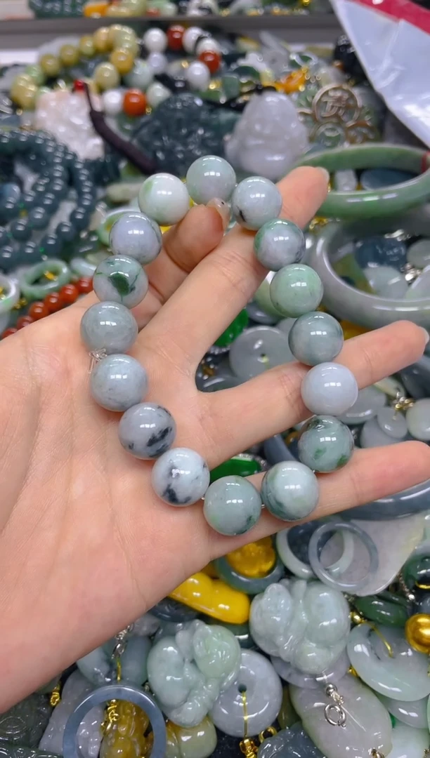 颈饰未镶嵌翡翠13MM/ G /翡翠A货，一件也是批发价