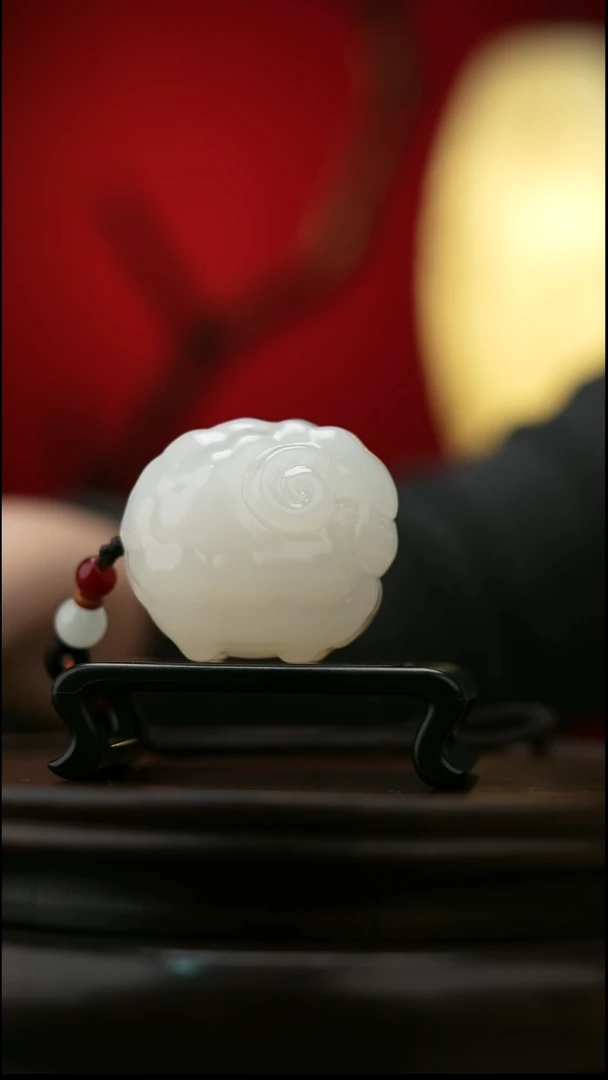 玉【喜气洋洋】天然玉石手把件