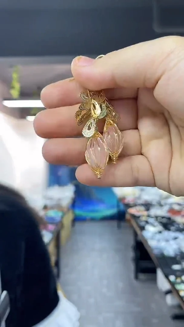 未镶嵌耳饰水晶多样性发其一颜色微差