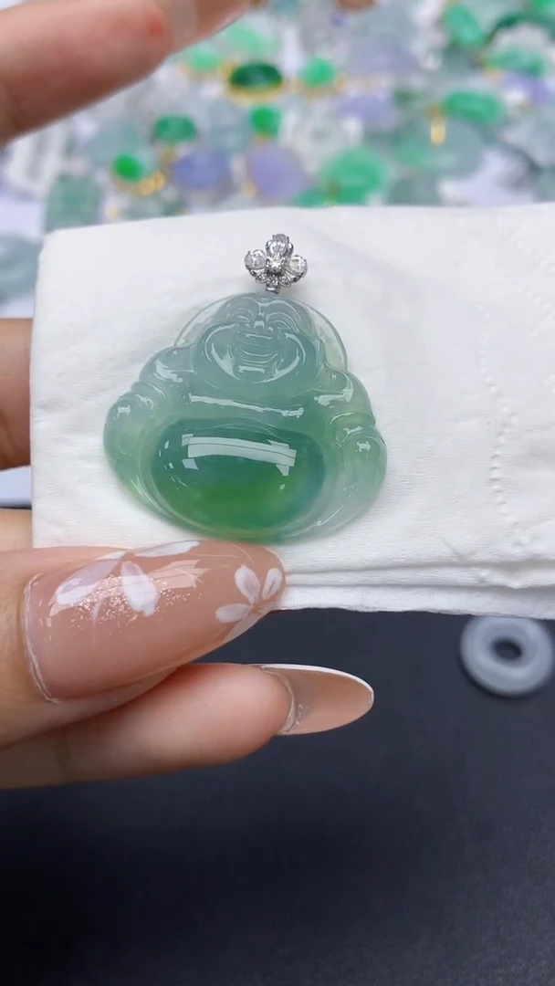 颈饰18K金镶嵌翡翠天然缅甸a货翡翠百元以上9元证书费自理