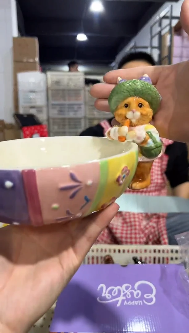 【闪购商品】杯紫色原盒兔子糖果碗