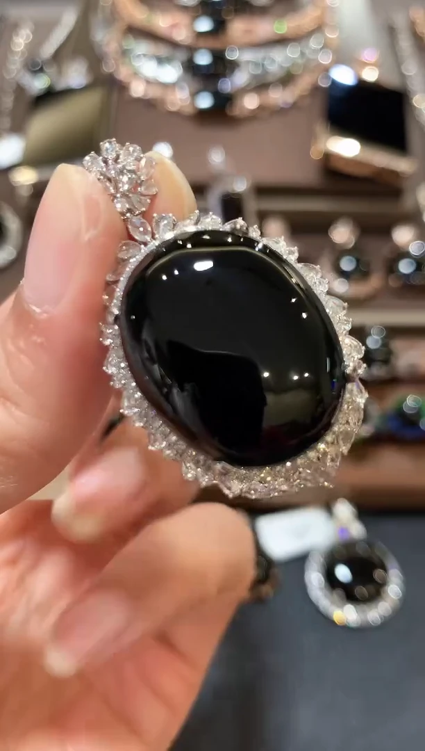 吊坠(不含链)18K金镶嵌翡翠m123