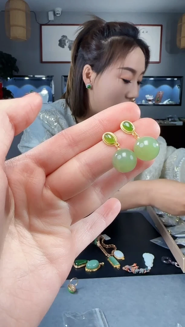 【闪购商品】和田玉耳钉银S925镶嵌1