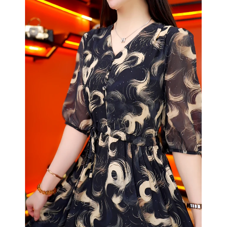 高端气质洋气显瘦连衣裙2025夏季新款轻奢女装高级感中长裙9156