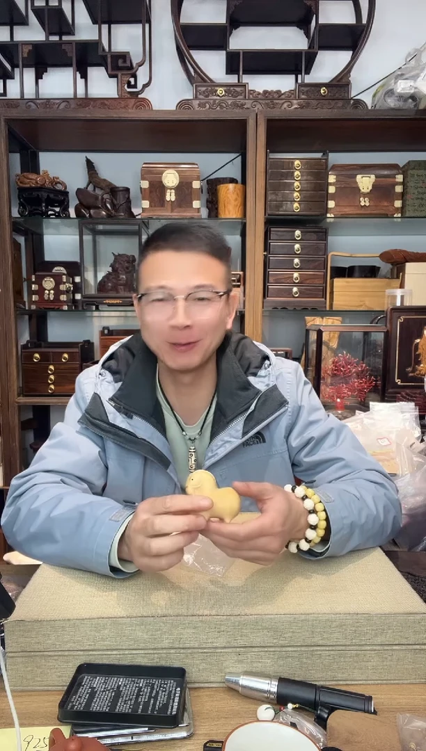 乌木类书架242小叶黄杨唐马小摆件  瑕疵