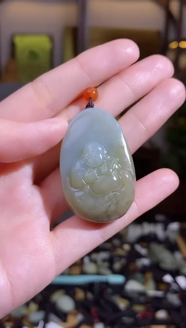颈饰未镶嵌和田玉1