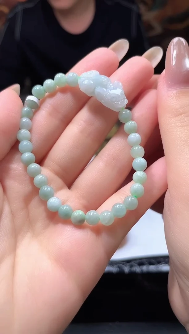颈饰未镶嵌翡翠多样性发其一