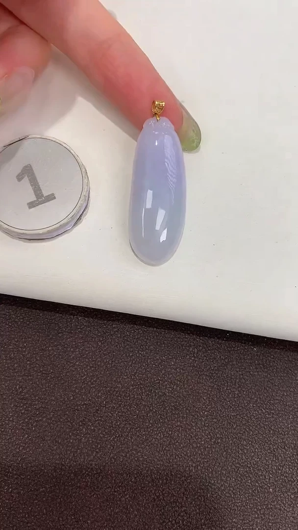 颈饰18K金镶嵌翡翠天然缅甸a货翡翠