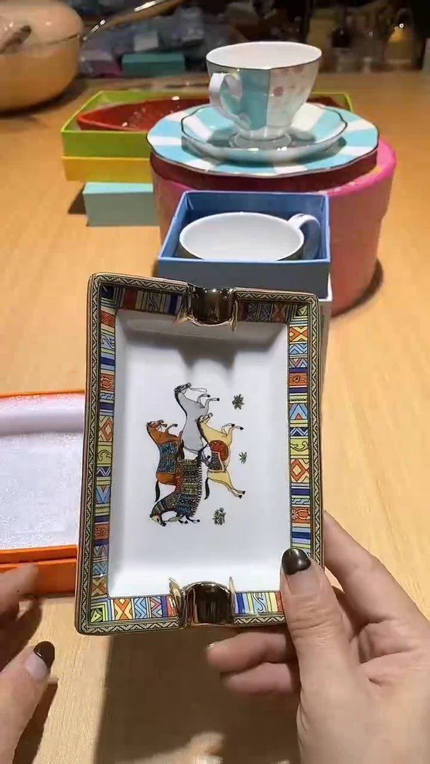 【闪购商品】瓷片锅碗瓢盆一件不剩