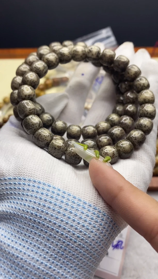 【闪购商品】星月菩提手串10*9灰冰玉化针尖星