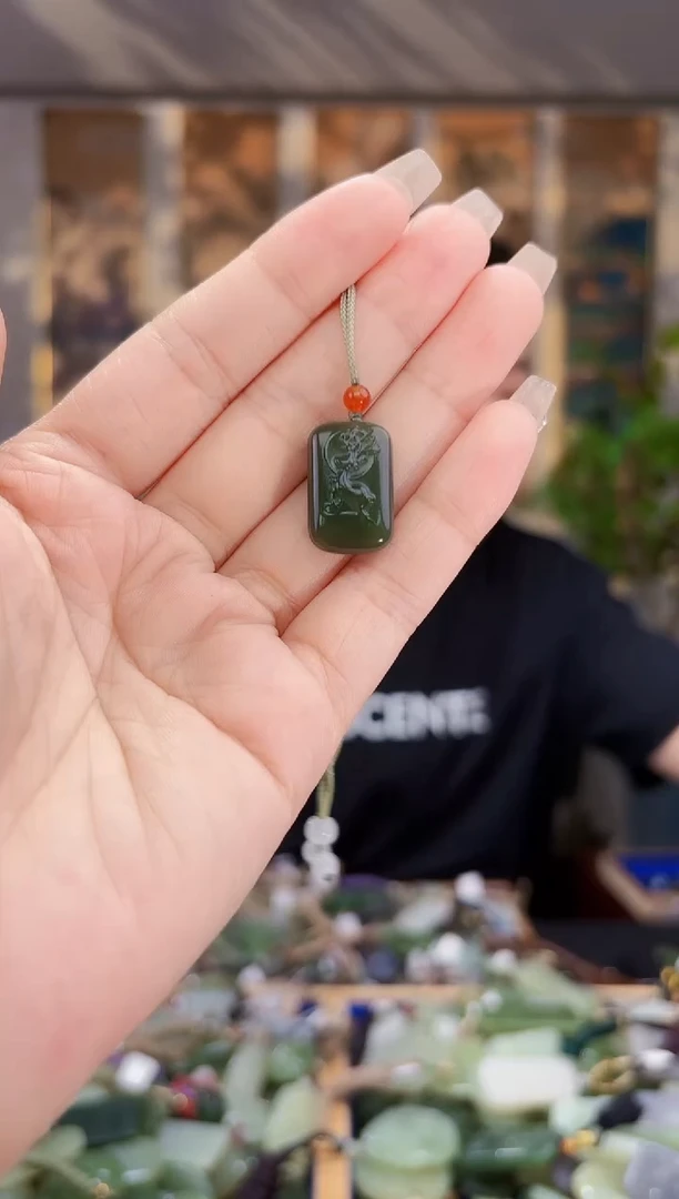 和田玉未镶嵌挂件拍一发一多样性发货