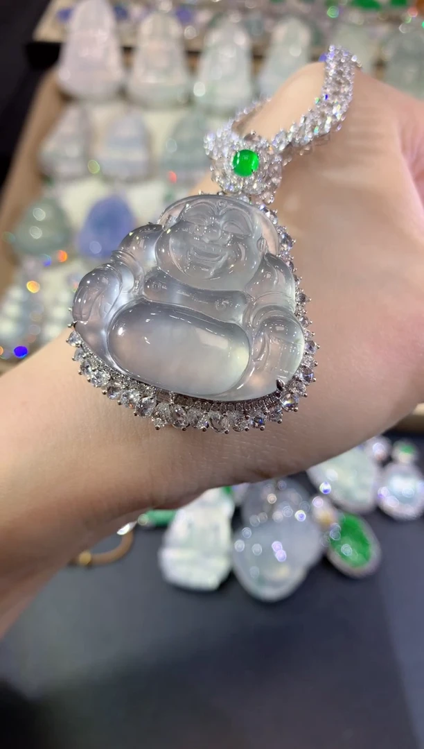 吊坠(不含链)18K金镶嵌翡翠小**?77-佛公（不含链扣