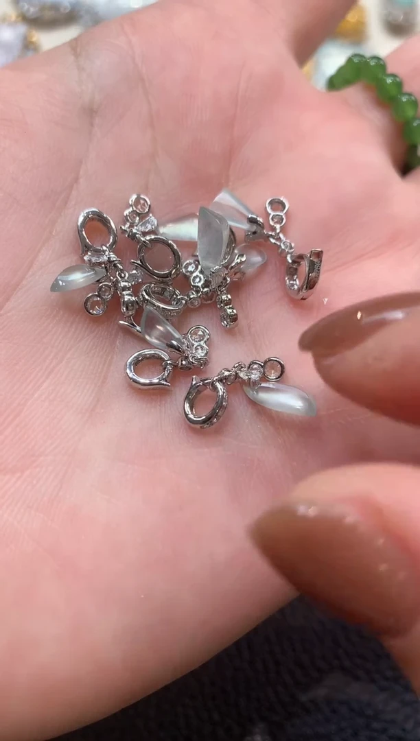 翡翠18K金镶嵌吊坠(不含链)a14 母亲节礼物多样性一件发货