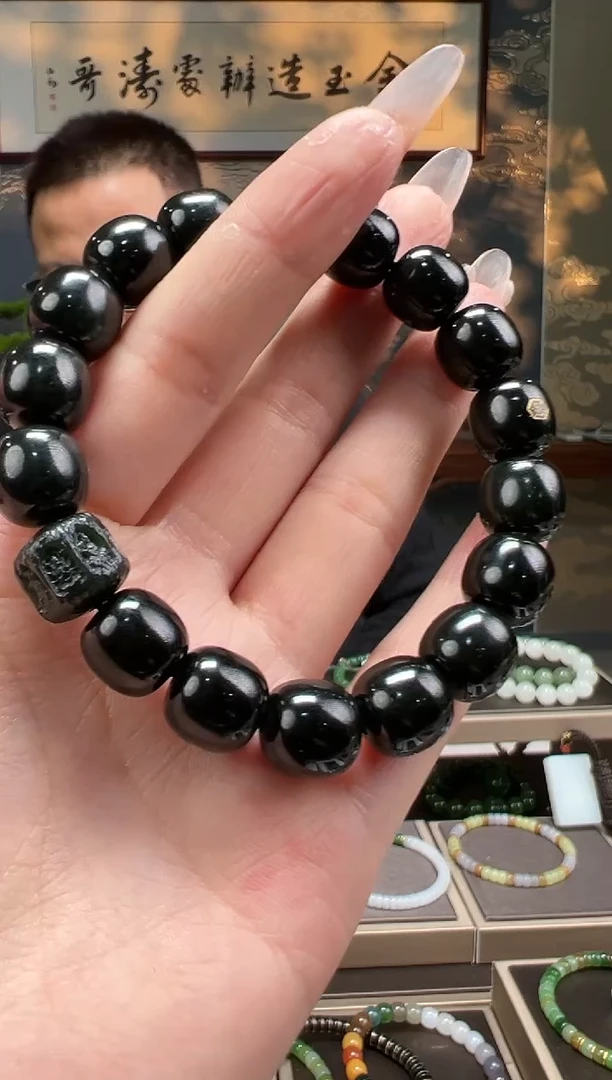【闪购商品】和田玉手串未镶嵌黑青八大守护12mm