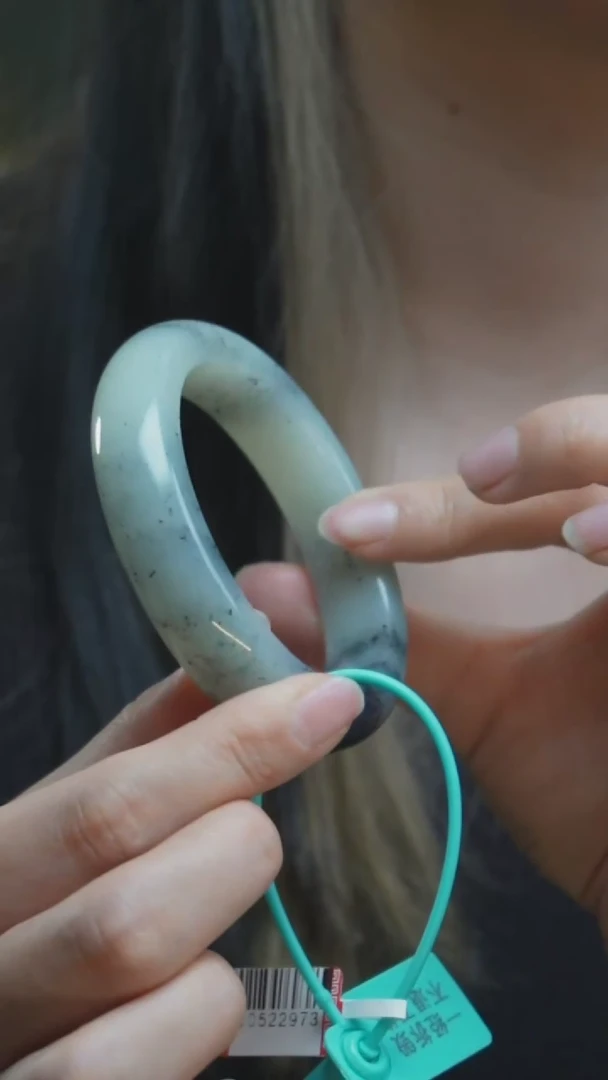 【闪购商品】和田玉手镯未镶嵌X28