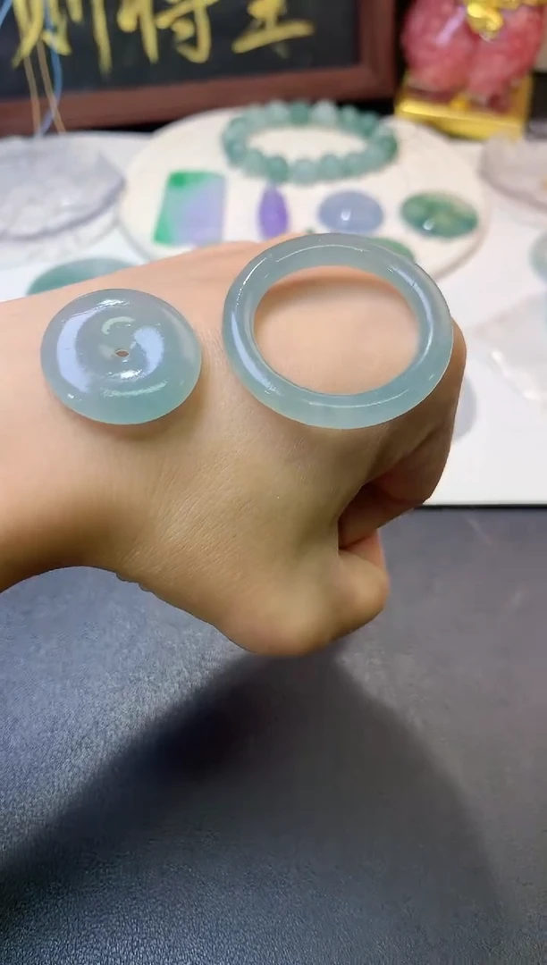 未镶嵌定制翡翠桃*子毛货