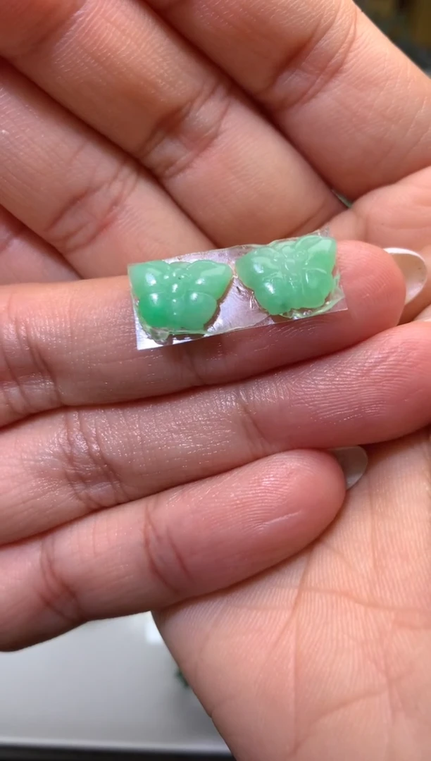未镶嵌定制翡翠毛货