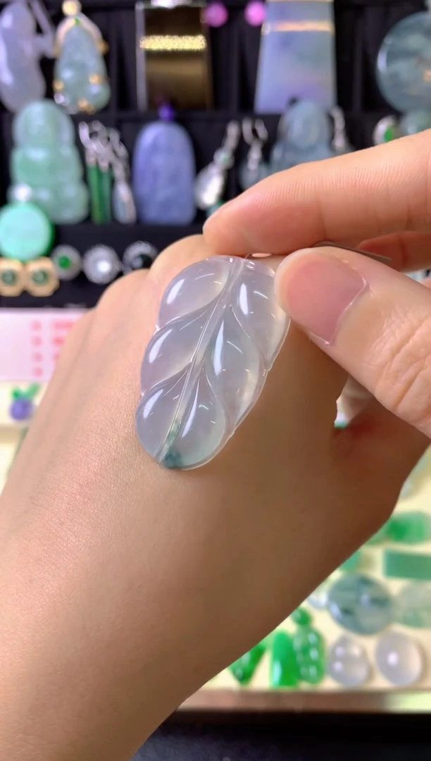 定制翡翠未镶嵌毛货抛光