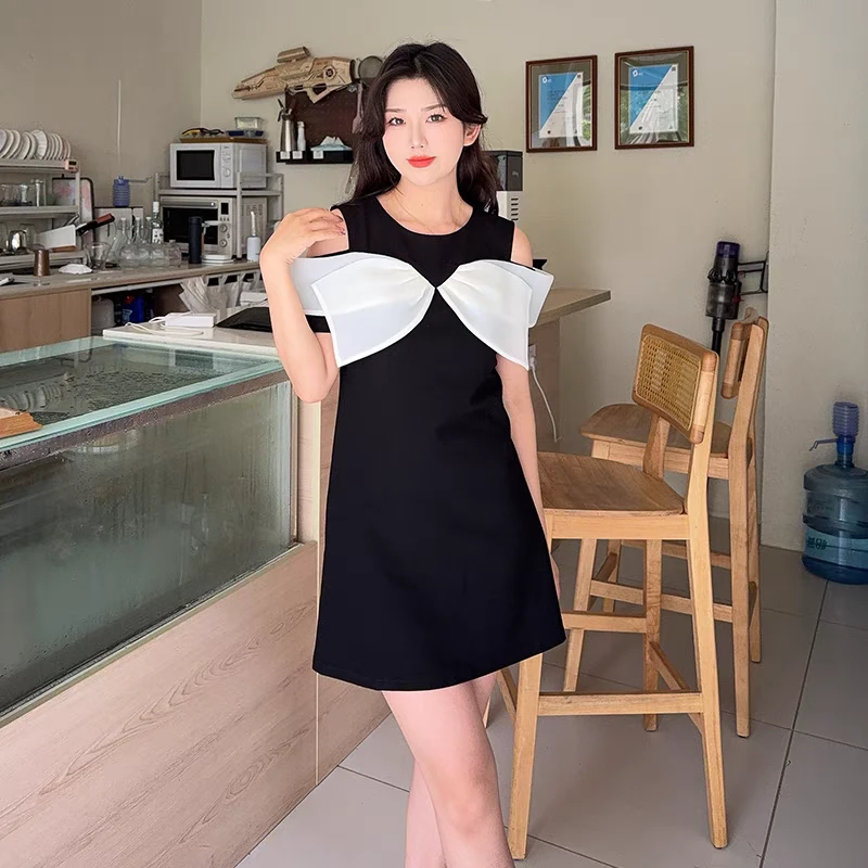 赫本风小黑裙蝴蝶结露肩连衣裙女夏天圆领短袖显瘦洋气黑色小礼裙