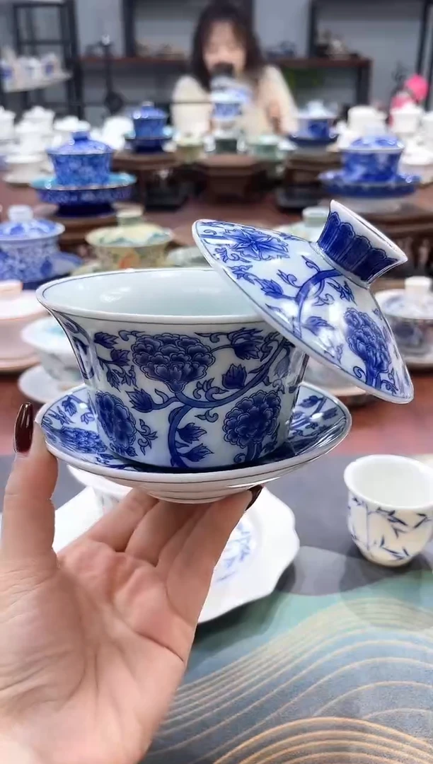 【闪购商品】320青花缠枝莲大盖碗