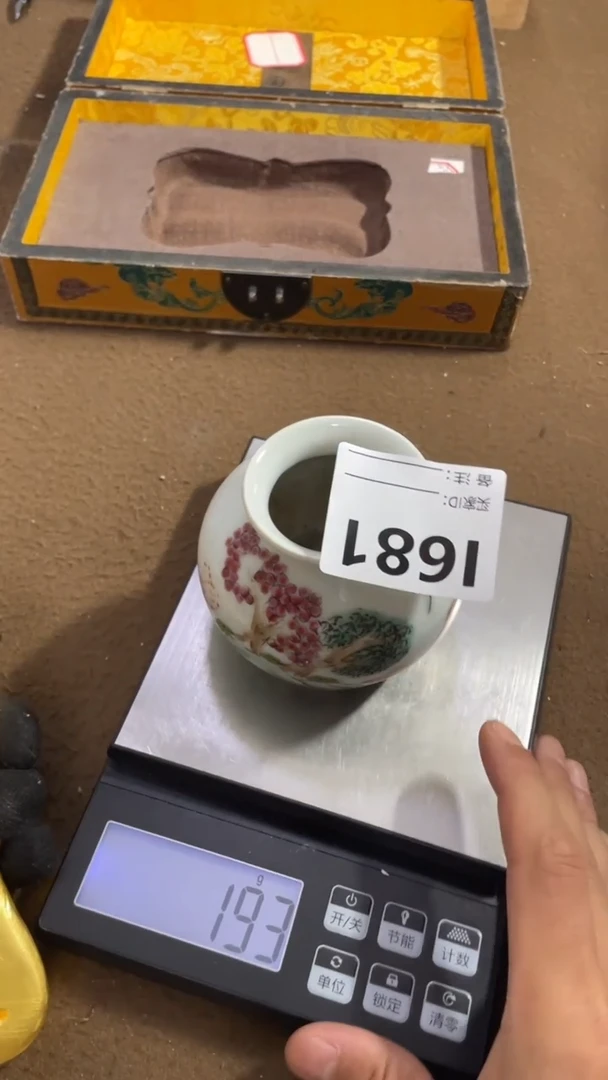 编码L681瓷器摆件（代拍链接）