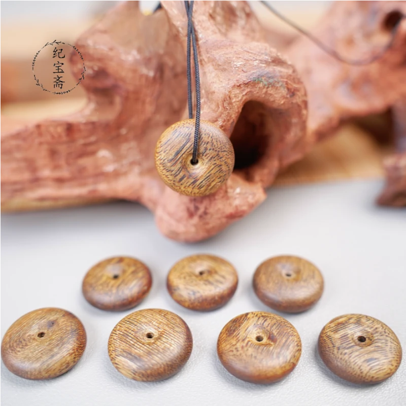 沉香【央专属】海南鹦哥岭绿奇楠随行平安扣吊坠（多样性发其一）