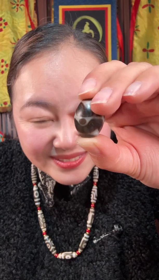 无非金属藏地达洛古珠