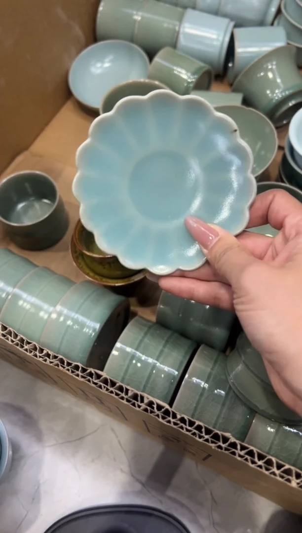 碟仿古天青花口杯垫大瑕