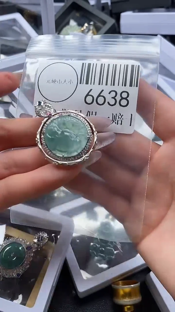 吊坠(不含链)未镶嵌翡翠6638