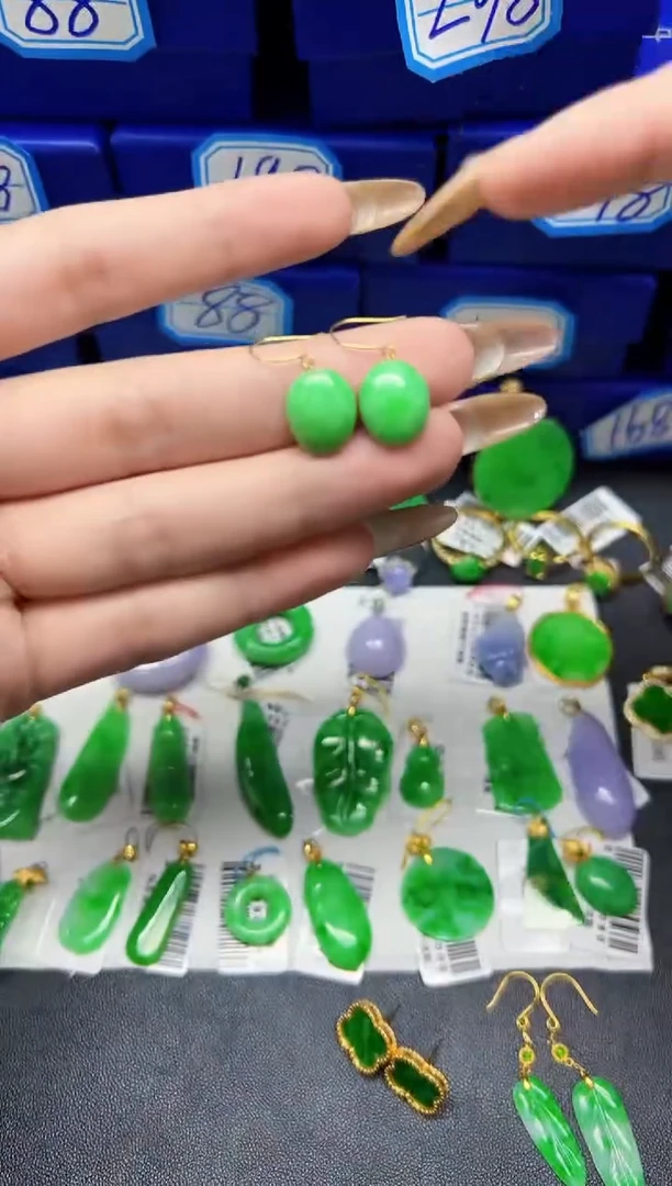 【闪购商品】翡翠耳饰18K金镶嵌Y缅料A货/支持复检/一件