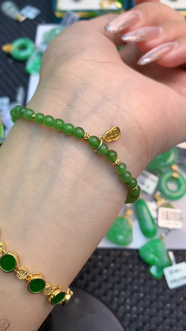 颈饰未镶嵌翡翠11