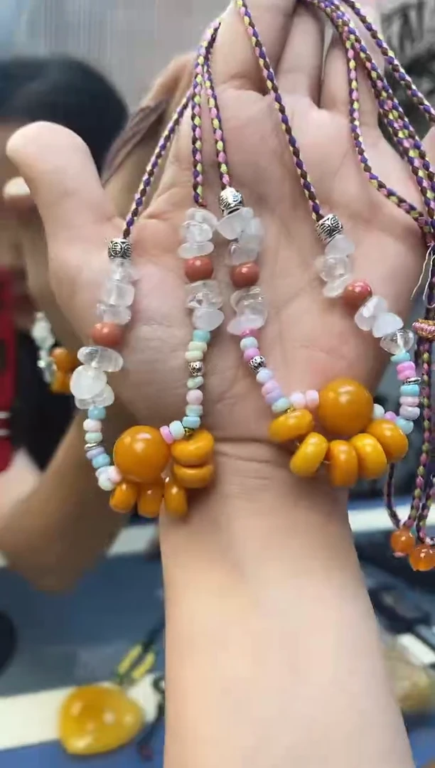 未镶嵌琥珀裸石天然琥珀蜜蜡多样性发一