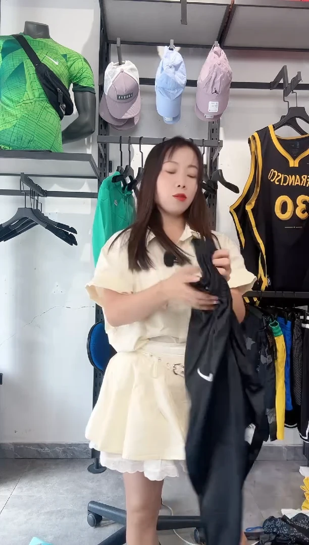 1378编码 瑕疵款直播间过款为准 尺码