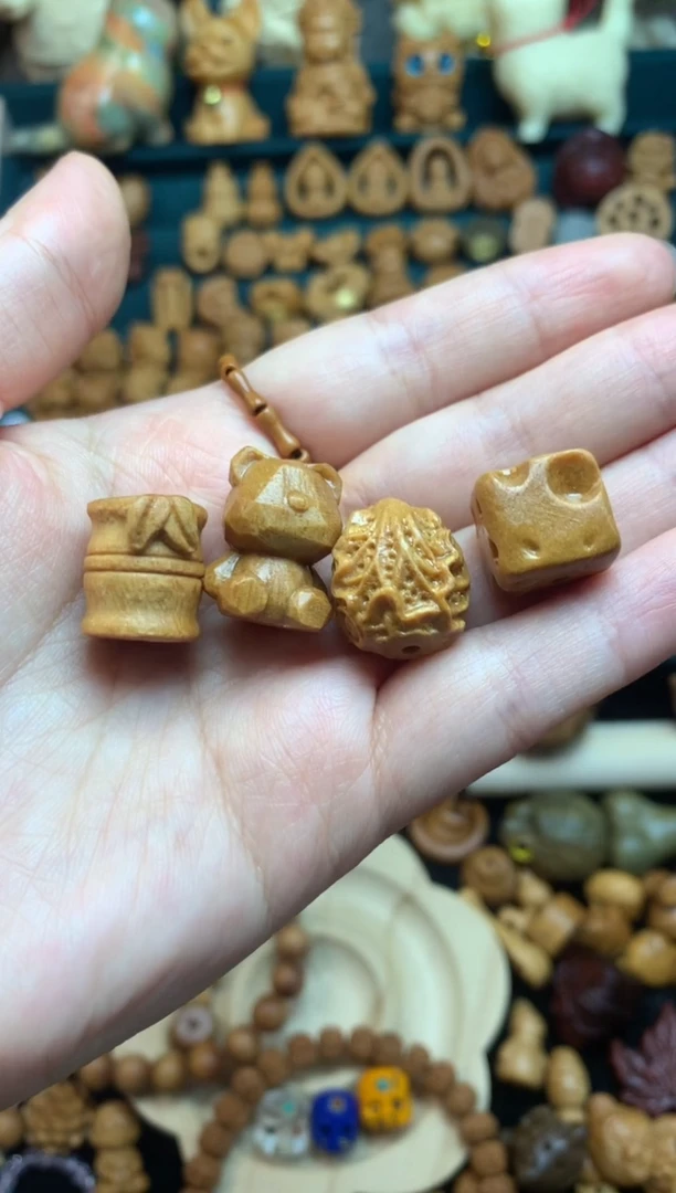 【闪购商品】檀香木...............