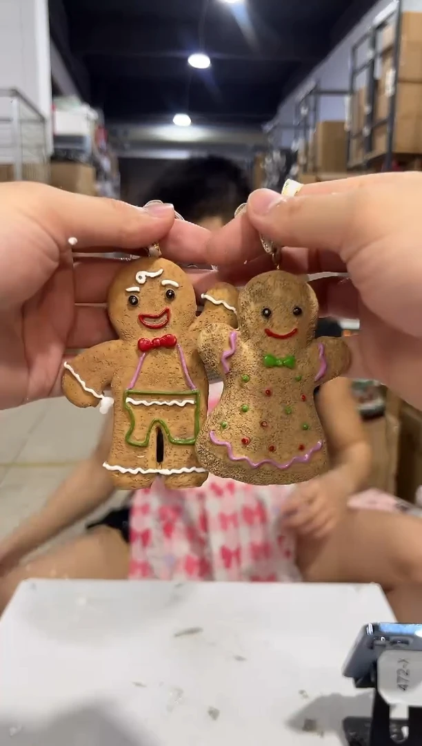 瓷片树脂新款姜饼人小吊件2件套