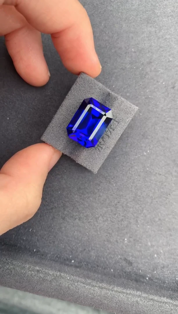 未镶嵌珠宝半成品坦桑石16.5ct坦桑石 DE 定制