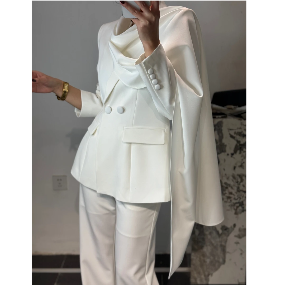 设计师西装两件套装女高端气质白色西服高级感职业主持人洋气外套
