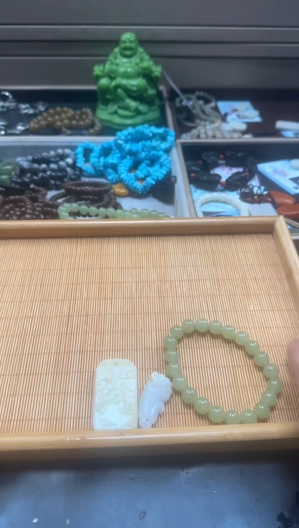 颈饰未镶嵌和田玉不退不换