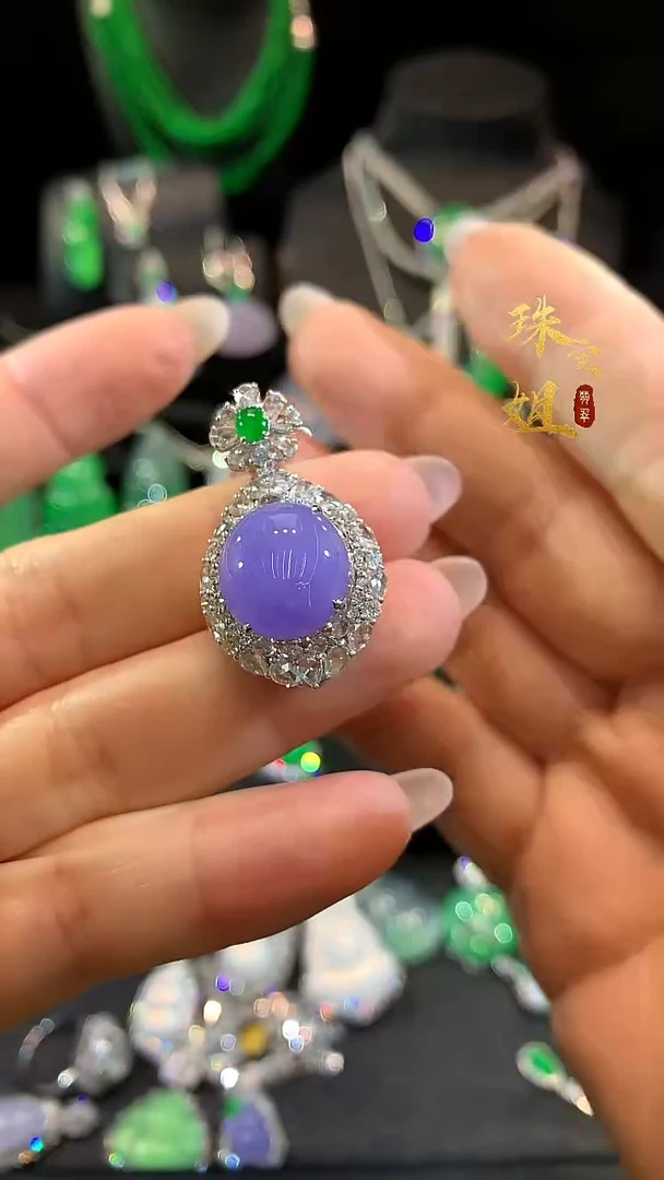 吊坠(不含链)18K金镶嵌翡翠吊坠