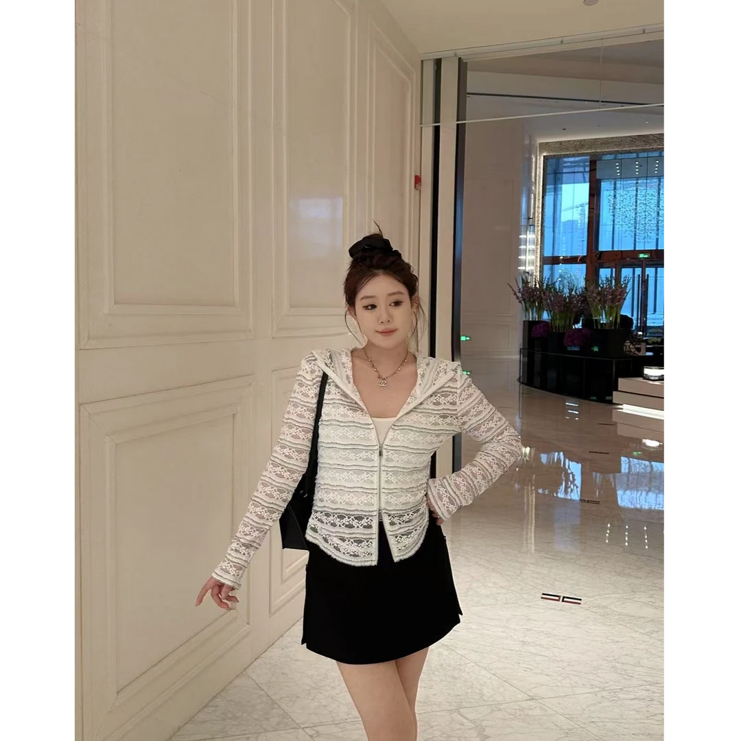 琪琪怪怪大码女装【里约情书】春季连帽立体蕾丝钩花上衣T16630QD