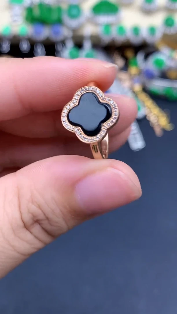 18K金镶嵌戒指翡翠295-春日珠宝