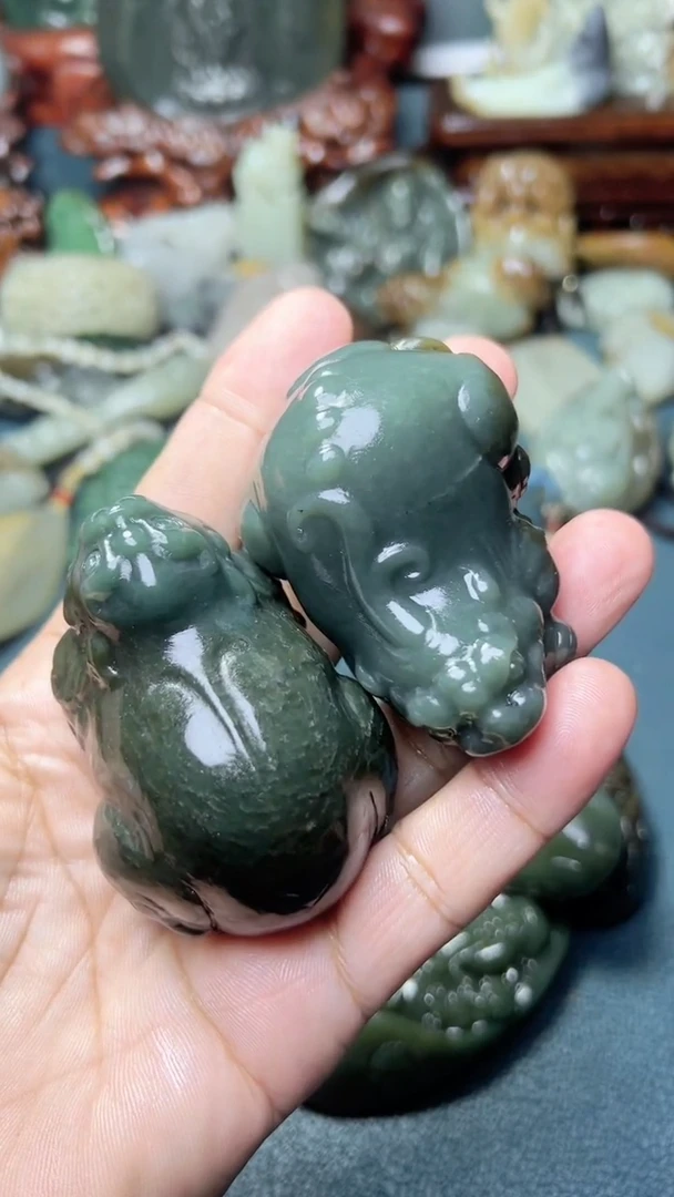 未镶嵌和田玉把件2