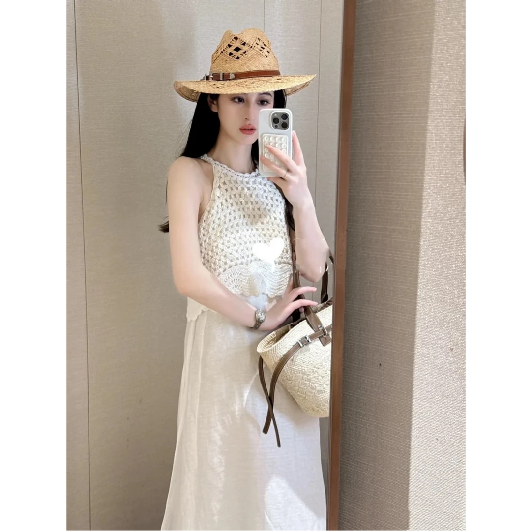海边拍照绝美连衣裙2025夏季新款编织手工钩花度假风收腰无袖长裙