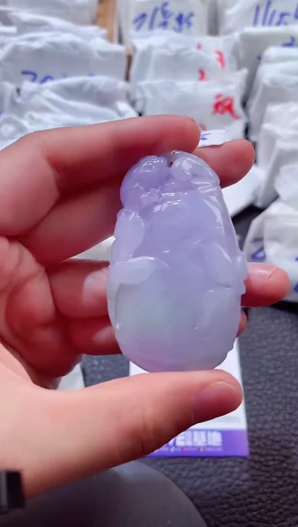 颈饰未镶嵌翡翠00006892