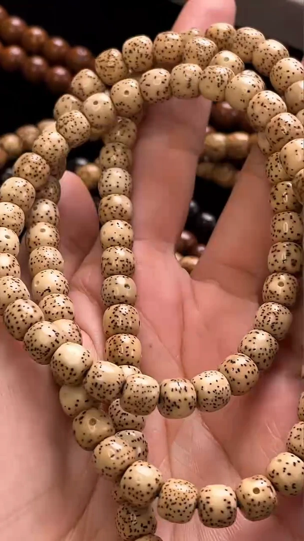 吊坠星月菩提精选级粉皮桶珠8*7长串