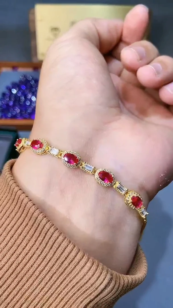 【闪购商品】红宝石手链银S925镶嵌354